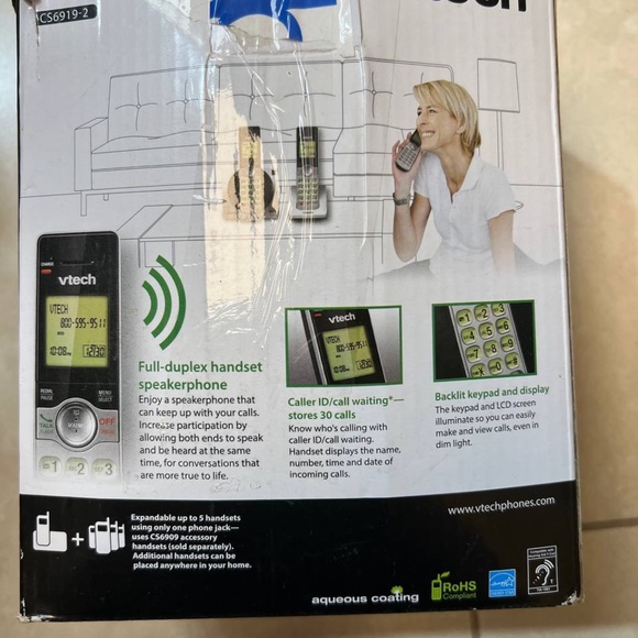 Vtech  2 Handset Cordless Phone System with Caller ID/Call Waiting - Picture 2 of 4